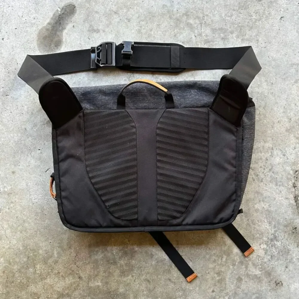 Levi's Commuter Cycling Messenger Bag